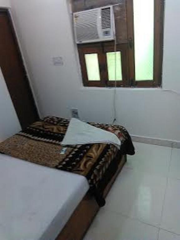 Yatri Guest House Yeni Delhi Oda fotoğraf